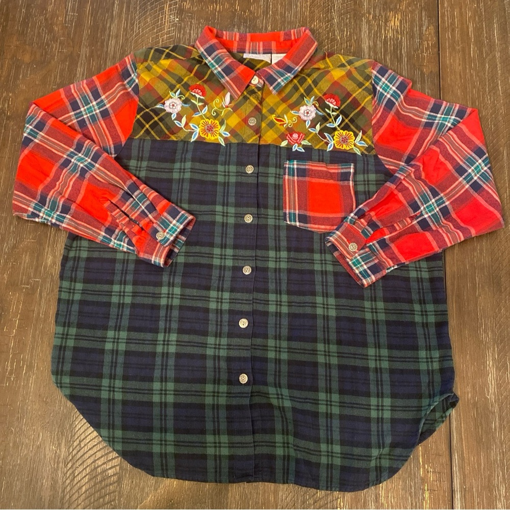 Blair Women's XL Patchwork Plaid Flannel Long Sleeve Embroidery Button Up Shirt